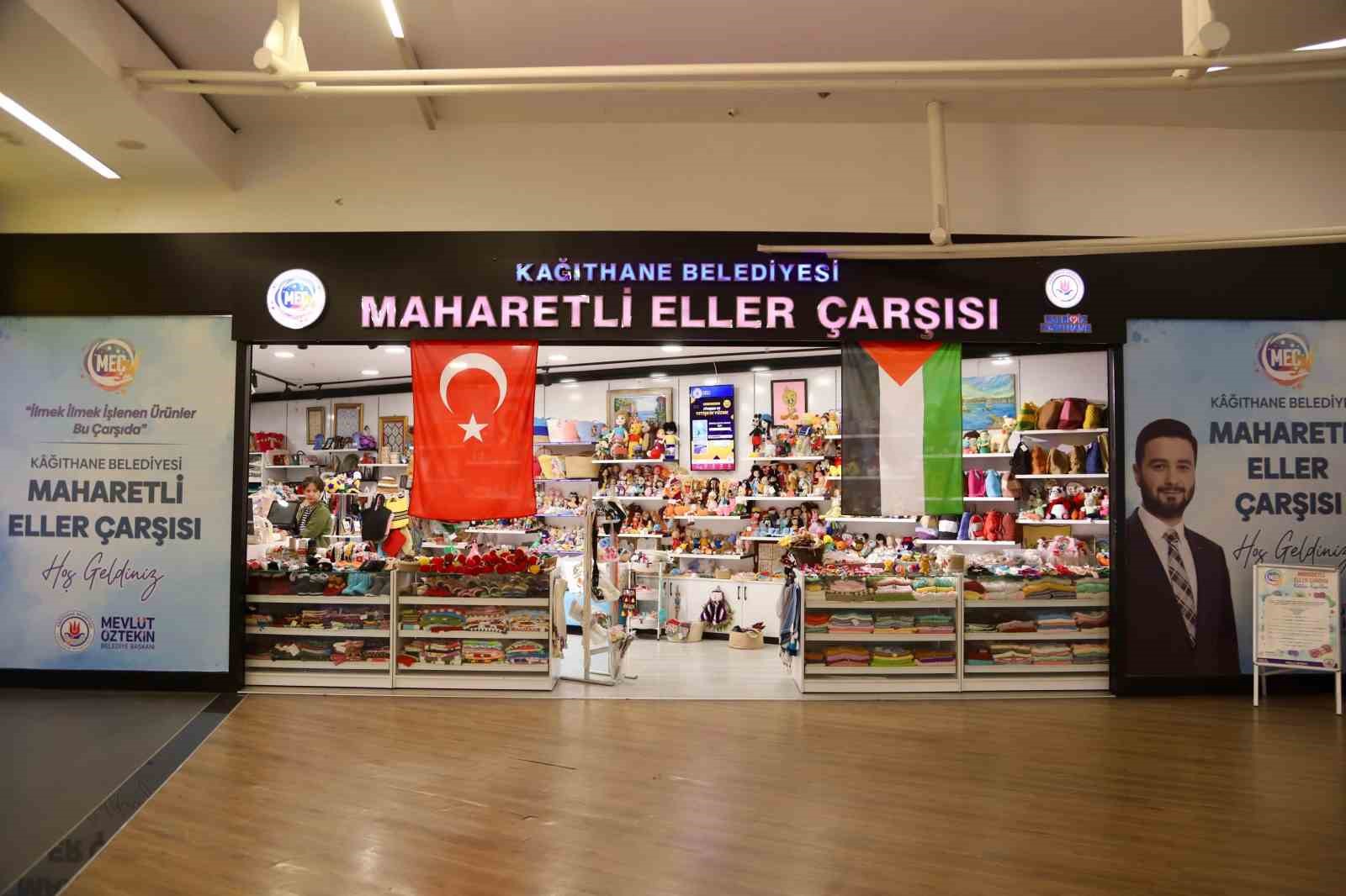 kadinlarin el emegi maharetli eller carsisinda sergileniyor 3 1hr2w4ID