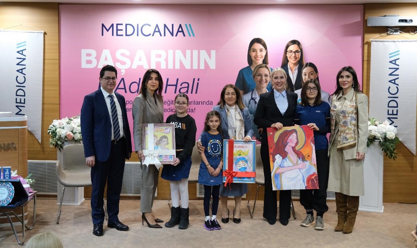 Kadınların gücü aynı sahnedeydi: İlham veren hikâyeler paylaşıldı 7 kadinlarin gucu ayni sahnedeydi ilham veren hik yeler paylasildi 3 cEItCbrD