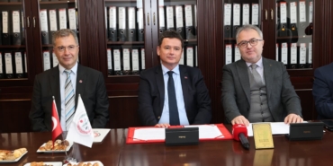 kadinlarin-guvenli-hayat-hakki-icin-osmangaziden-onemli-adim-NgEAu1Cc.jpg
