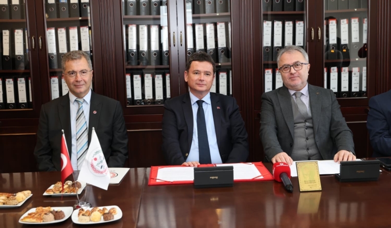 kadinlarin-guvenli-hayat-hakki-icin-osmangaziden-onemli-adim-NgEAu1Cc.jpg