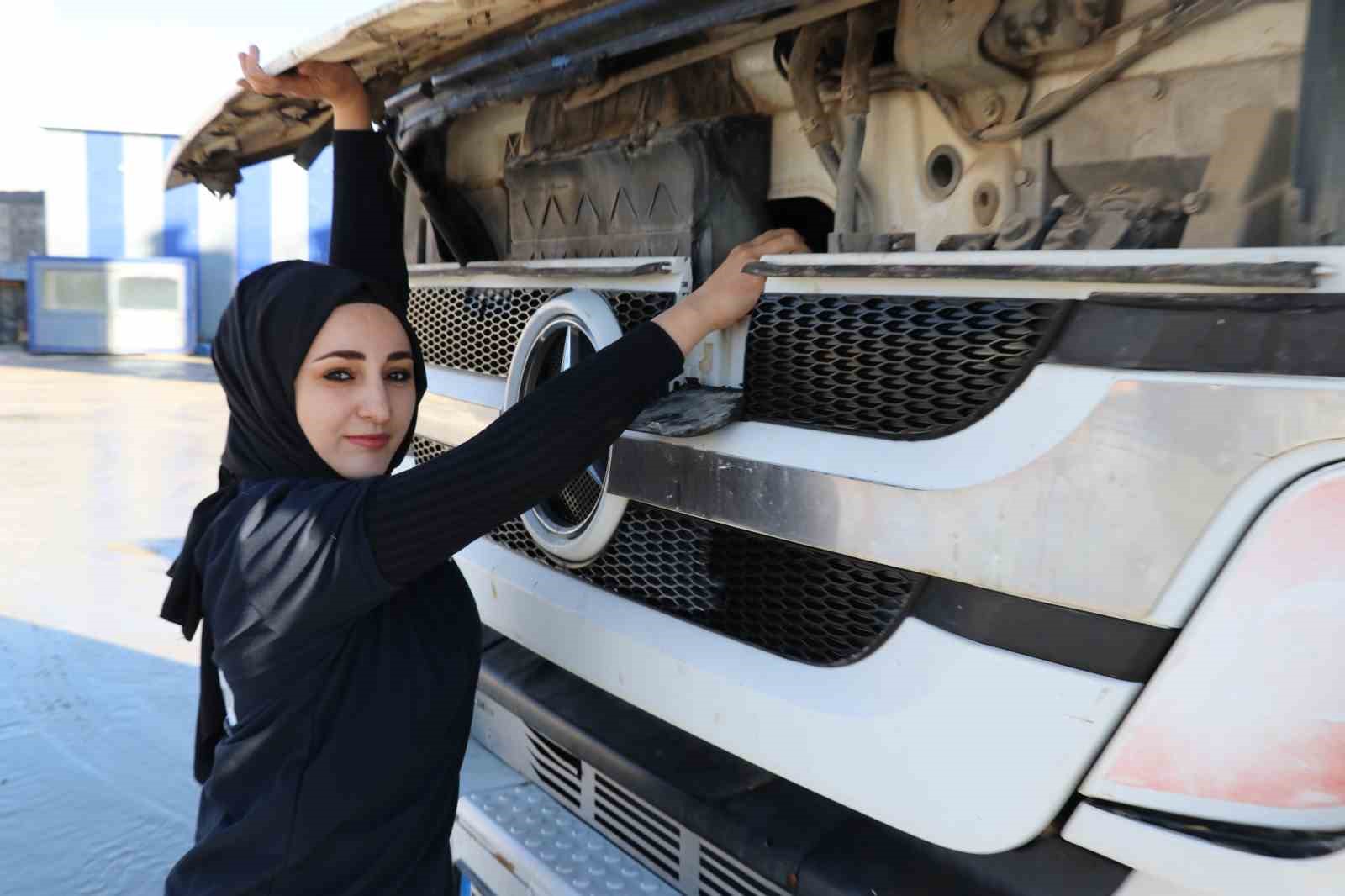 kadinsin yapamazsin dediler simdi tir soforlugu yapiyor 3