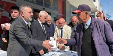 kadir-gecesi-sincanda-dualarla-idrak-edildi-1OCy8Obi.jpg