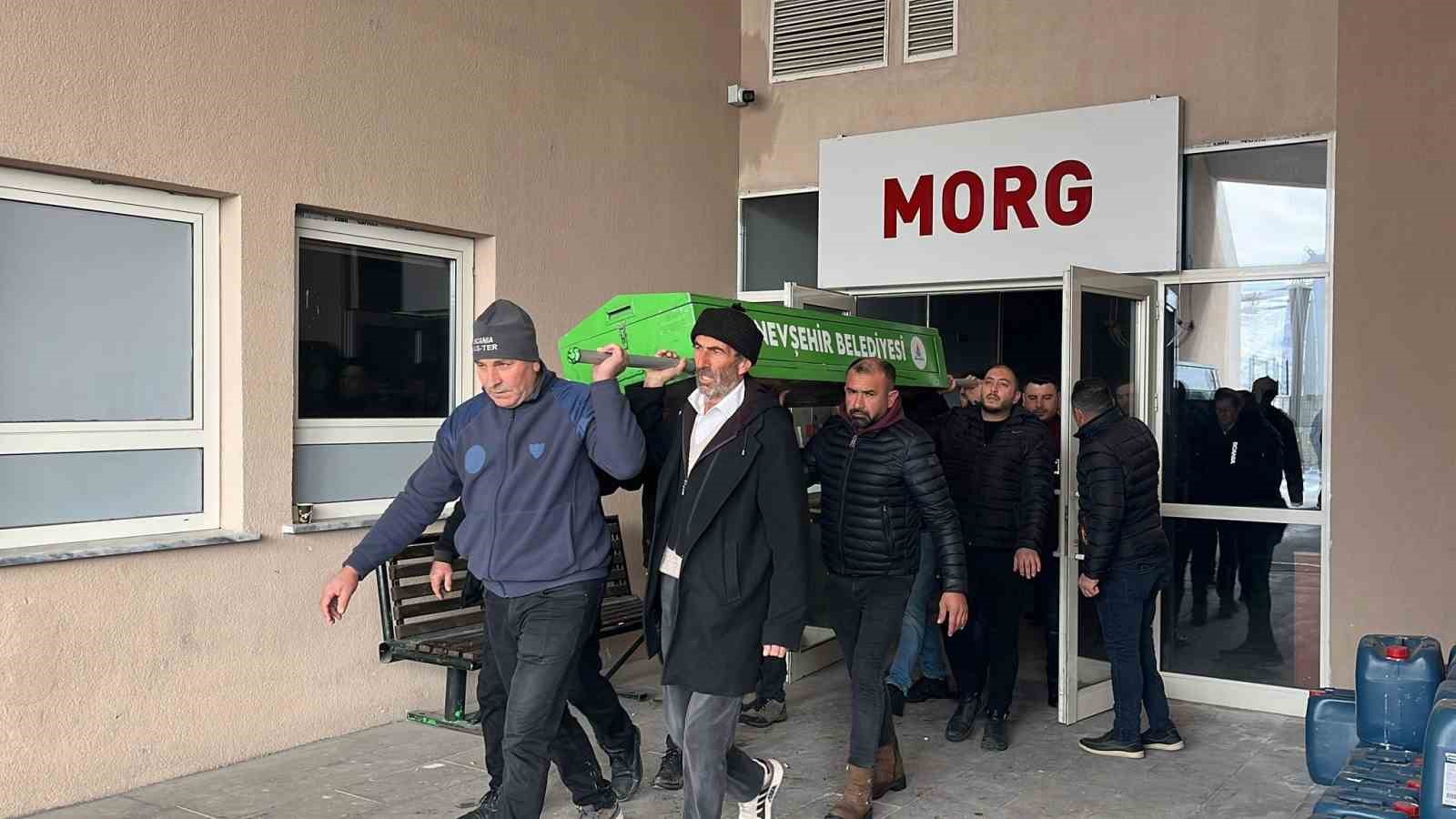 kafasi bazaya sikisan minik amine oldu 0 TSfYNOiE