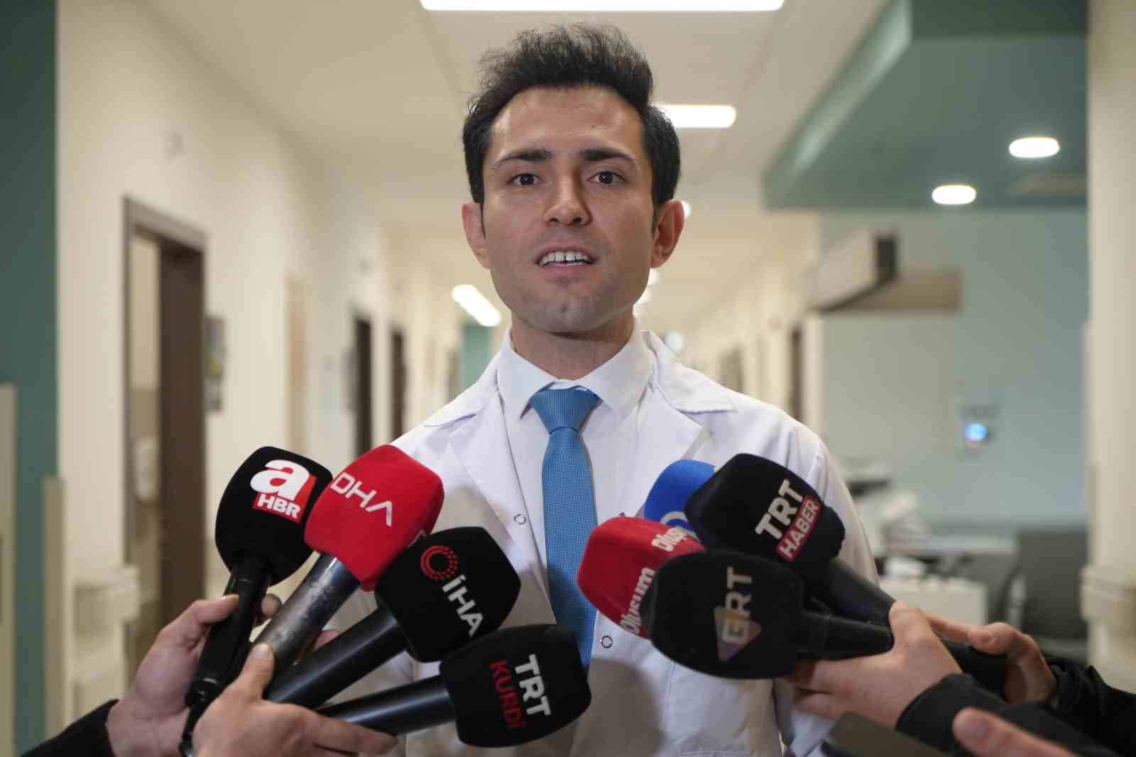 kafasindaki nadir tumor alindi hayata tekrar gulumsedi 4 mg7913PP