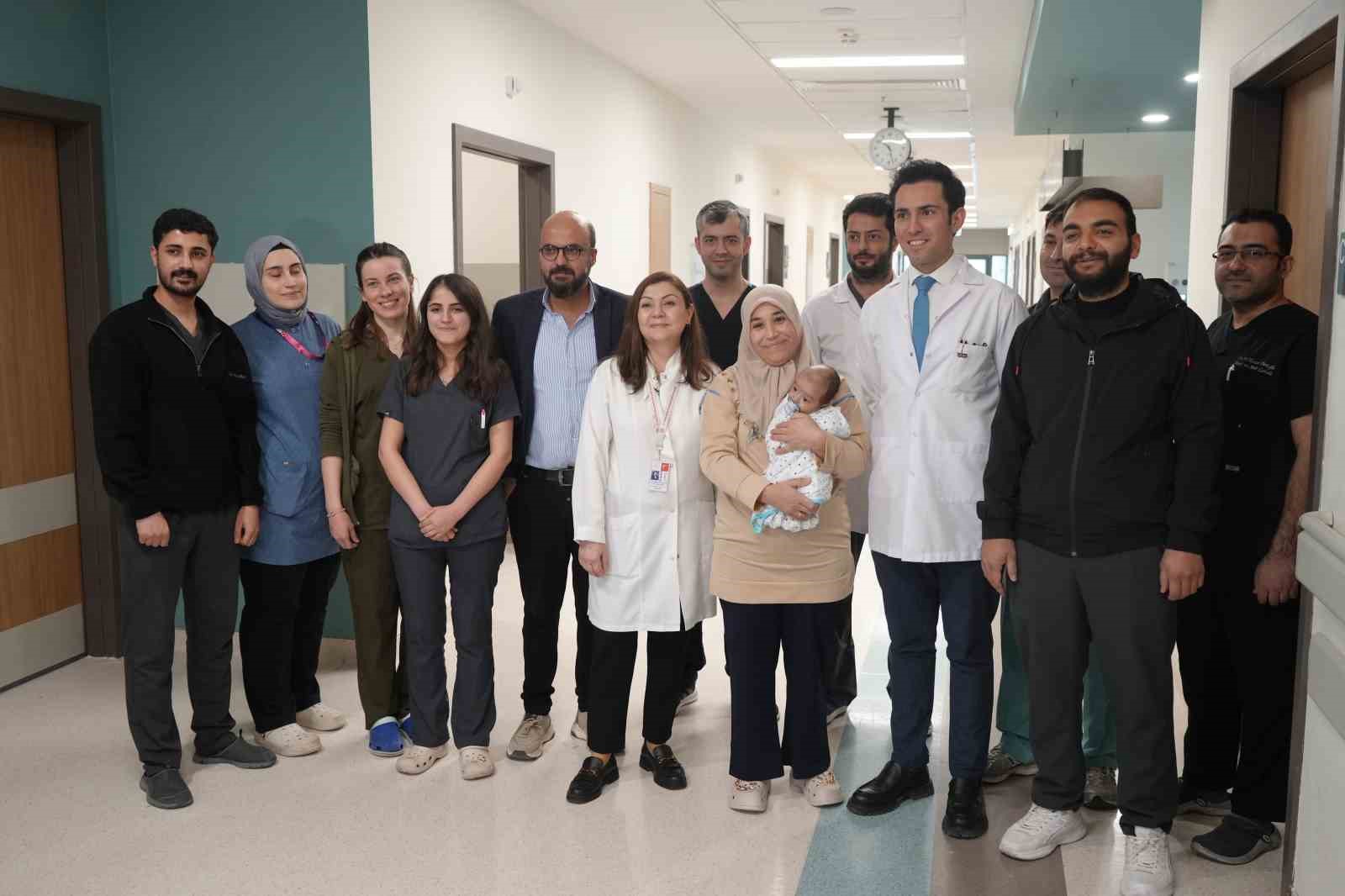 kafasindaki nadir tumor alindi hayata tekrar gulumsedi 7 hKVmiCdG