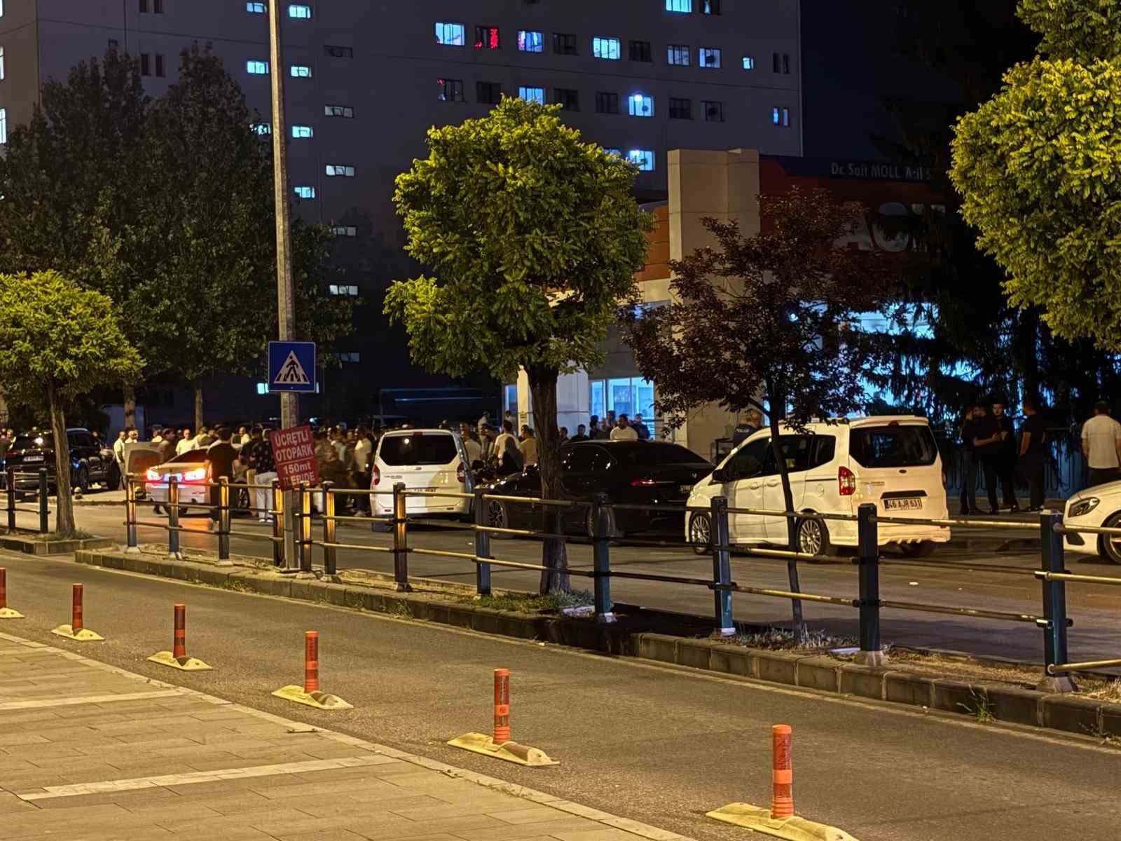 kafede bicakli kavga 1 yarali 1 afHIDGR1