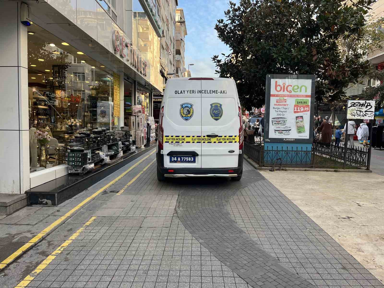 kafede otururken silahli saldiriya ugradi 0 etM14KBr