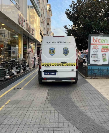 kafede-otururken-silahli-saldiriya-ugradi-m471pKhl.jpg