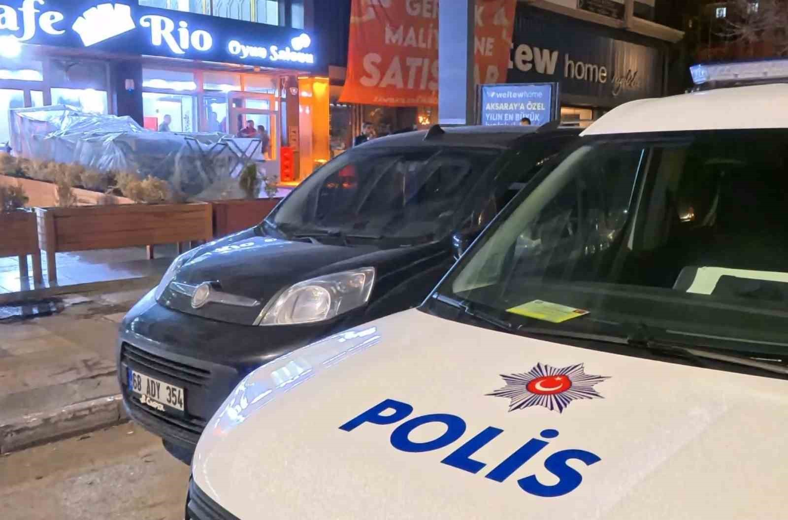 kafedeki tartisma bicakli kavgaya donustu 1 yarali 3 cgFEeiJs