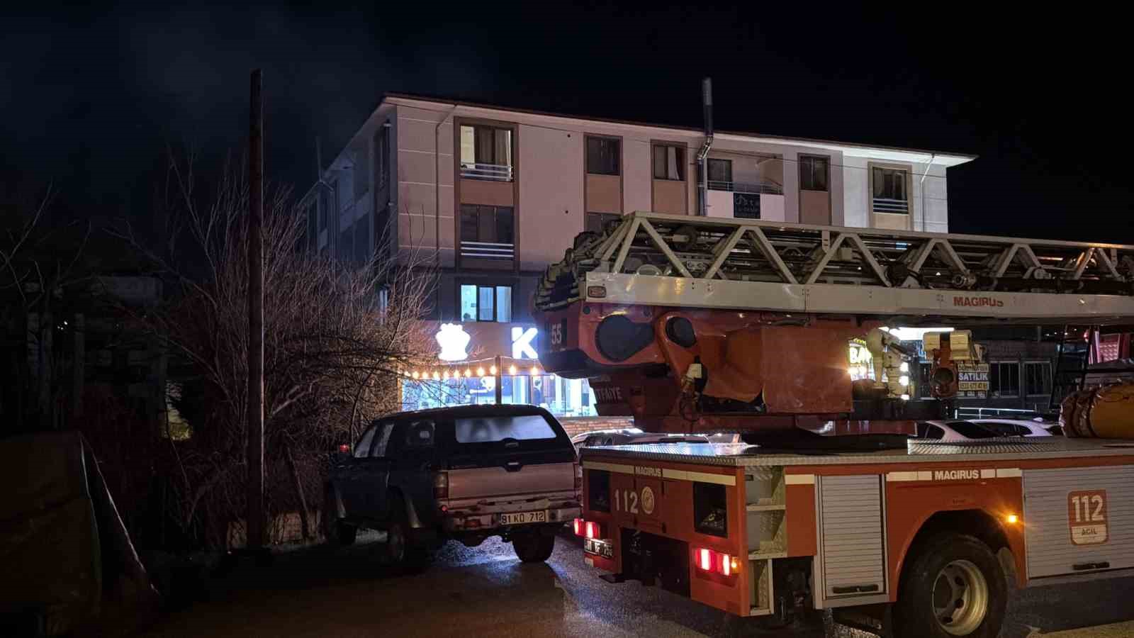 kafenin mutfaginda yanan yag itfaiyeyi harekete gecirdi 3 RQEYOByk