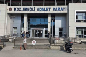 Bakan Yerlikaya, Mersin’de trafikteki darp olayının görüntüsünü paylaştı, yeni yargı paketiyle gelen cezaları duyurdu 3 thumbnail