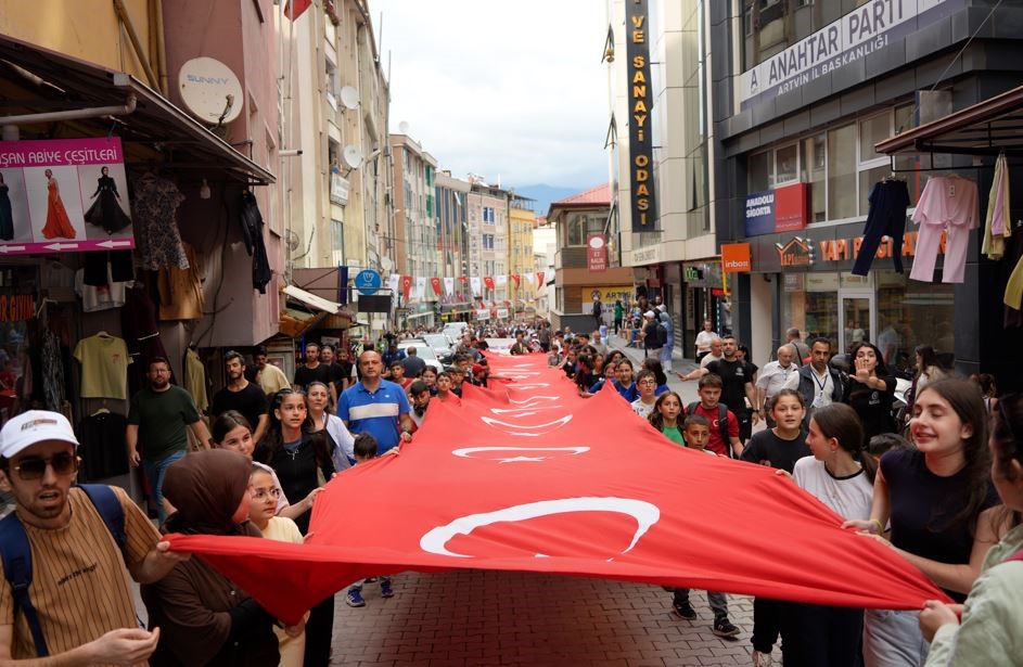 "Kafkasör Festivali" boğalı kortej yürüyüşüyle başladı 6 kafkasor festivali bogali kortej yuruyusuyle basladi 2 b9W78sHg
