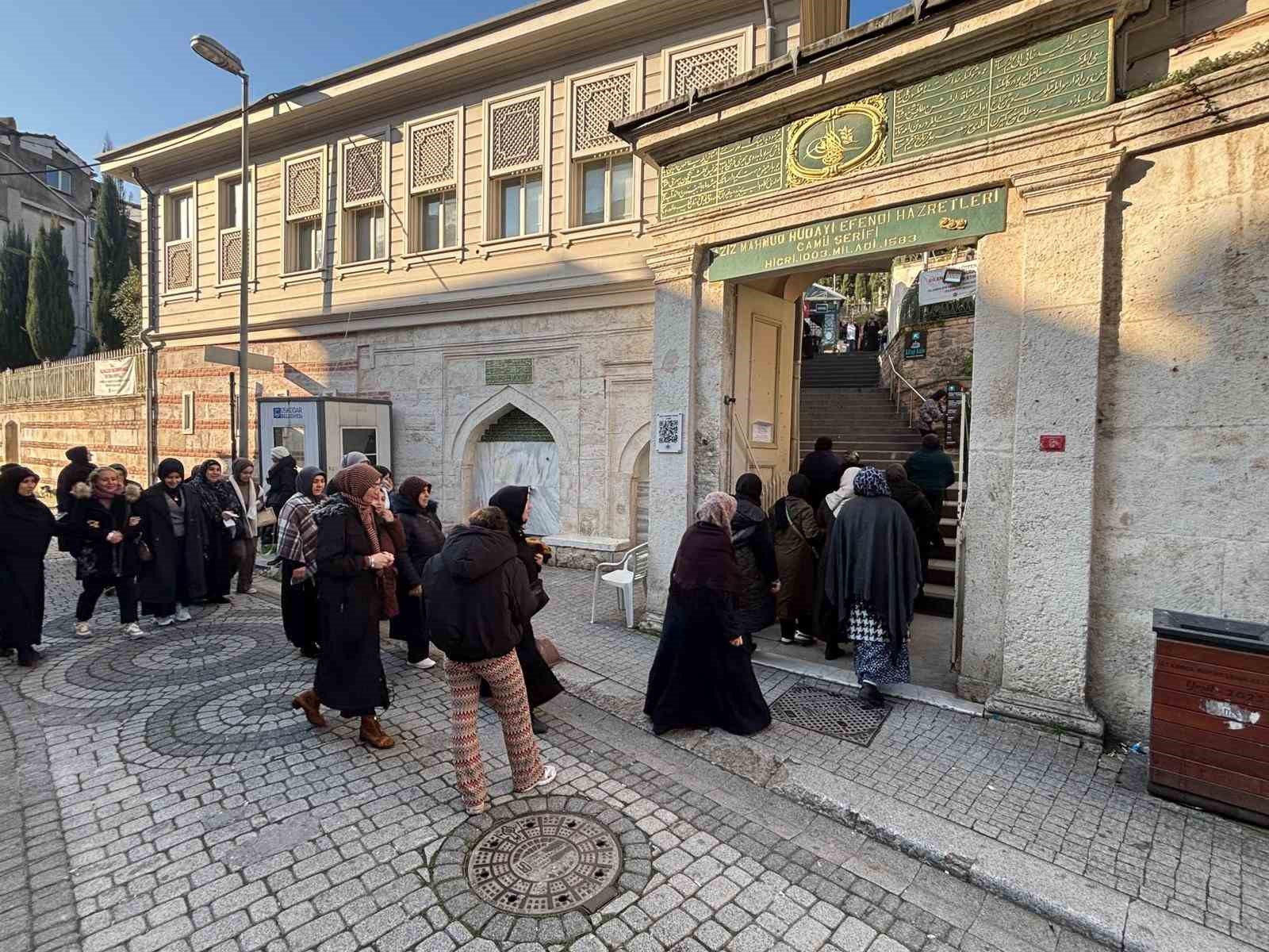 kagithane belediyesinden ramazana ozel tarihi cami ve turbelere ziyaret programi 6 OcHaPC1U