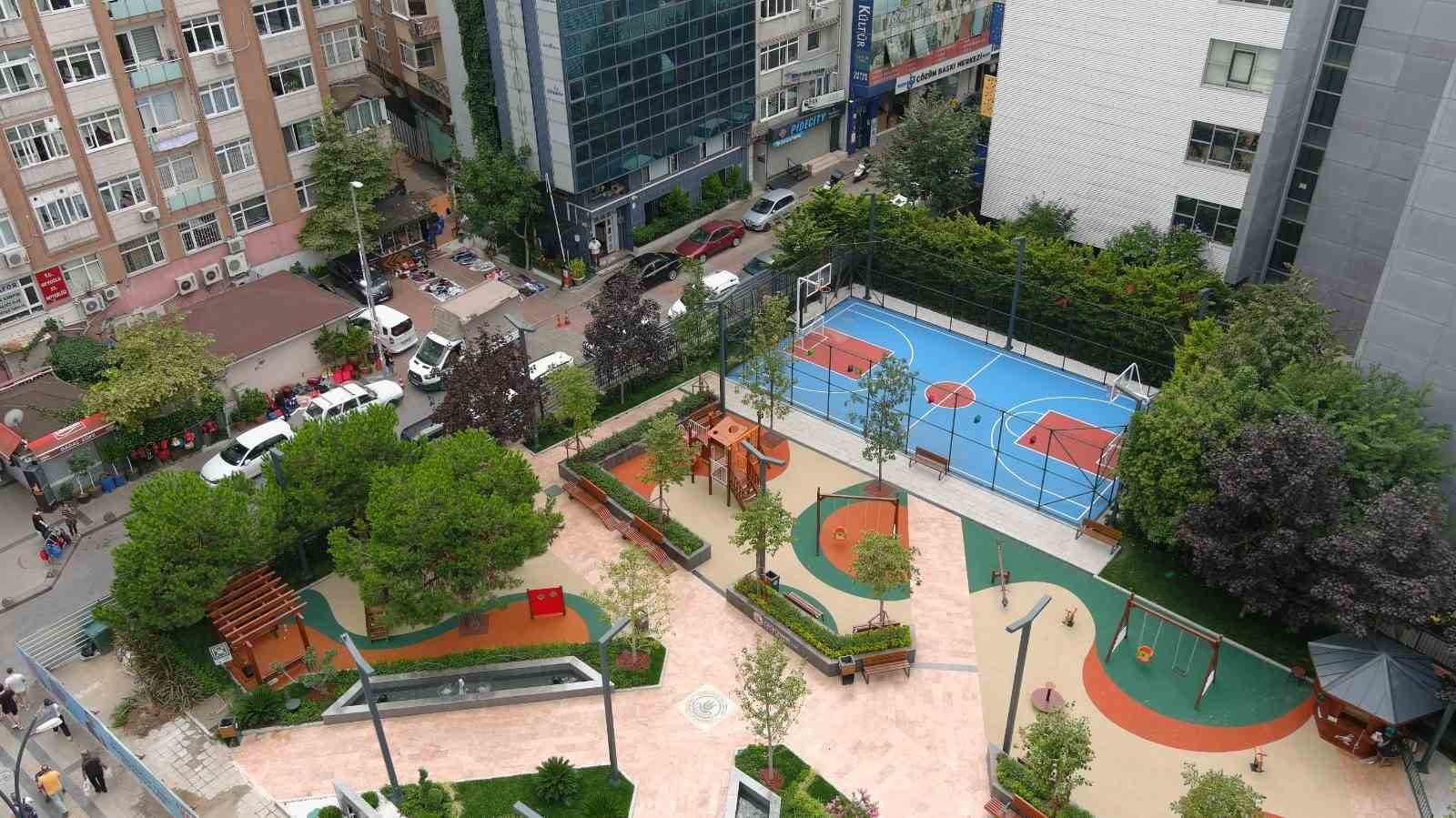 kagithanede 100 bin metrekarelik meydanlarla sehir yasami canlandi 4 uFvDkz9i