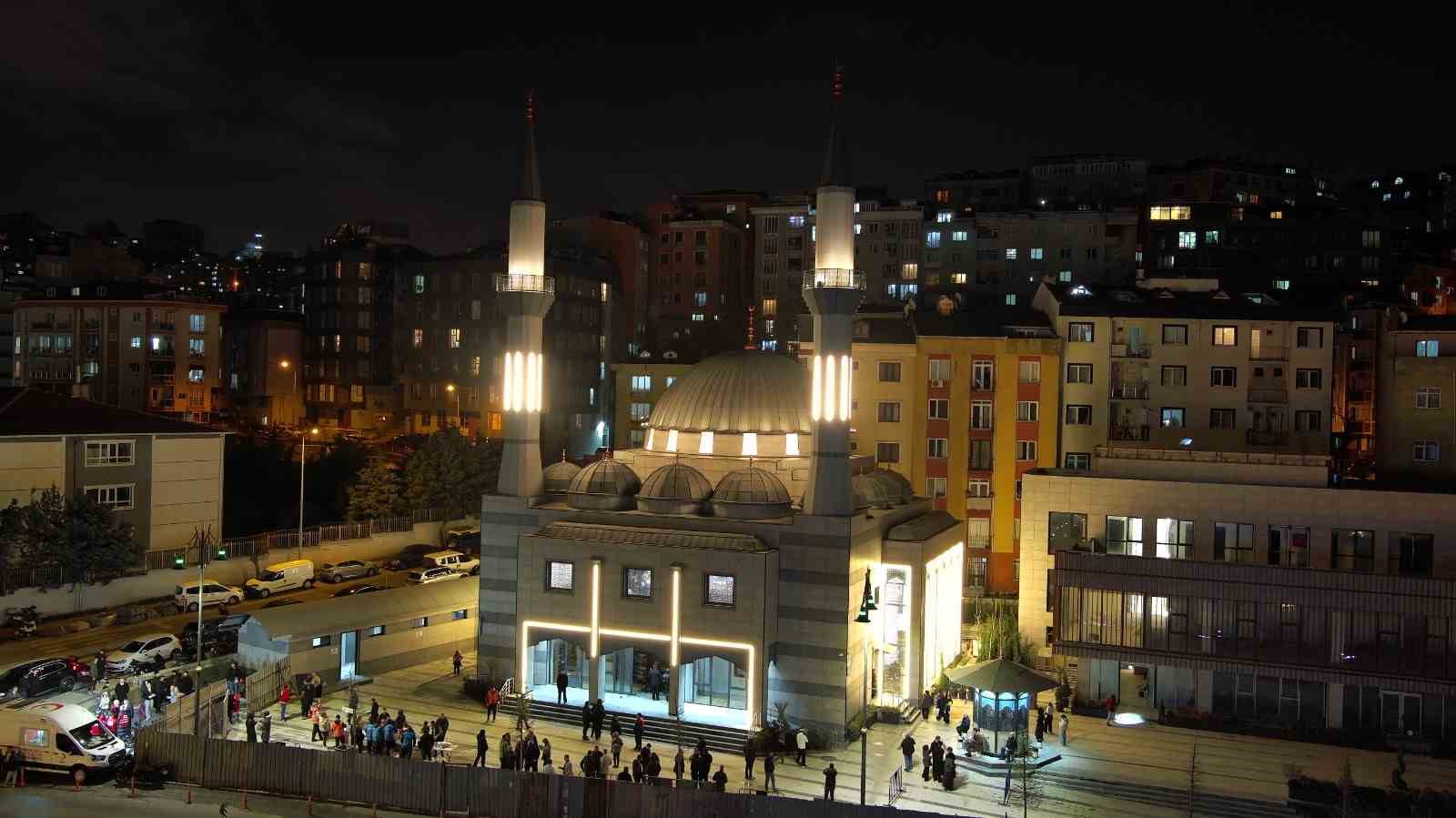 kagithanede ayazma camii ve kulliyesi acilis icin gun sayiyor 2