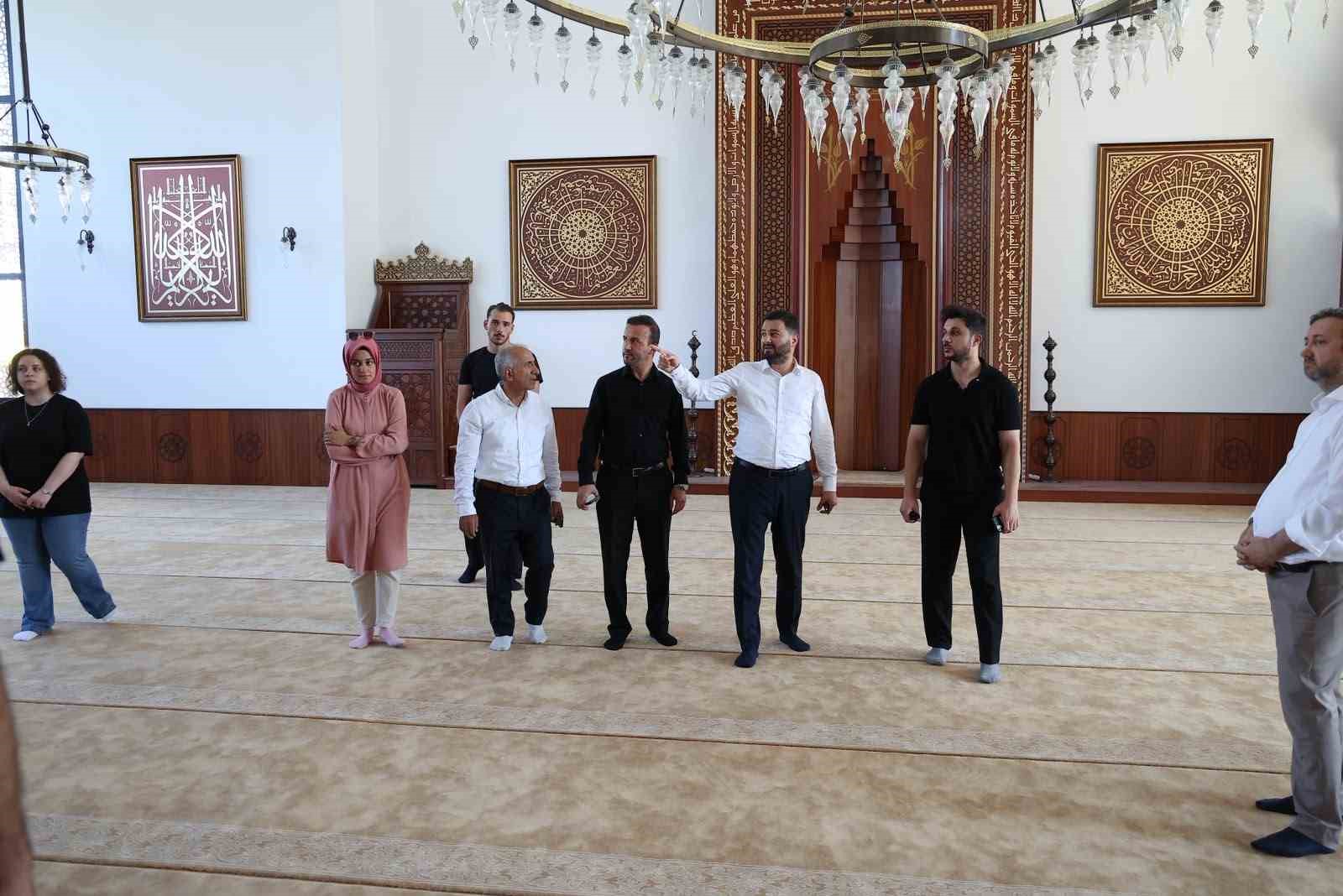 kagithanede ayazma camii ve kulliyesi acilis icin gun sayiyor 4 zr6UFpXW