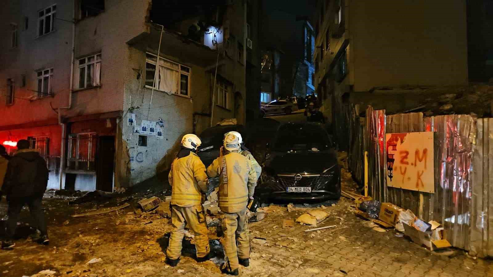 kagithanede dogal gaz patlamasi evin duvarini yikti 1 yarali 3 fT3kAfpD