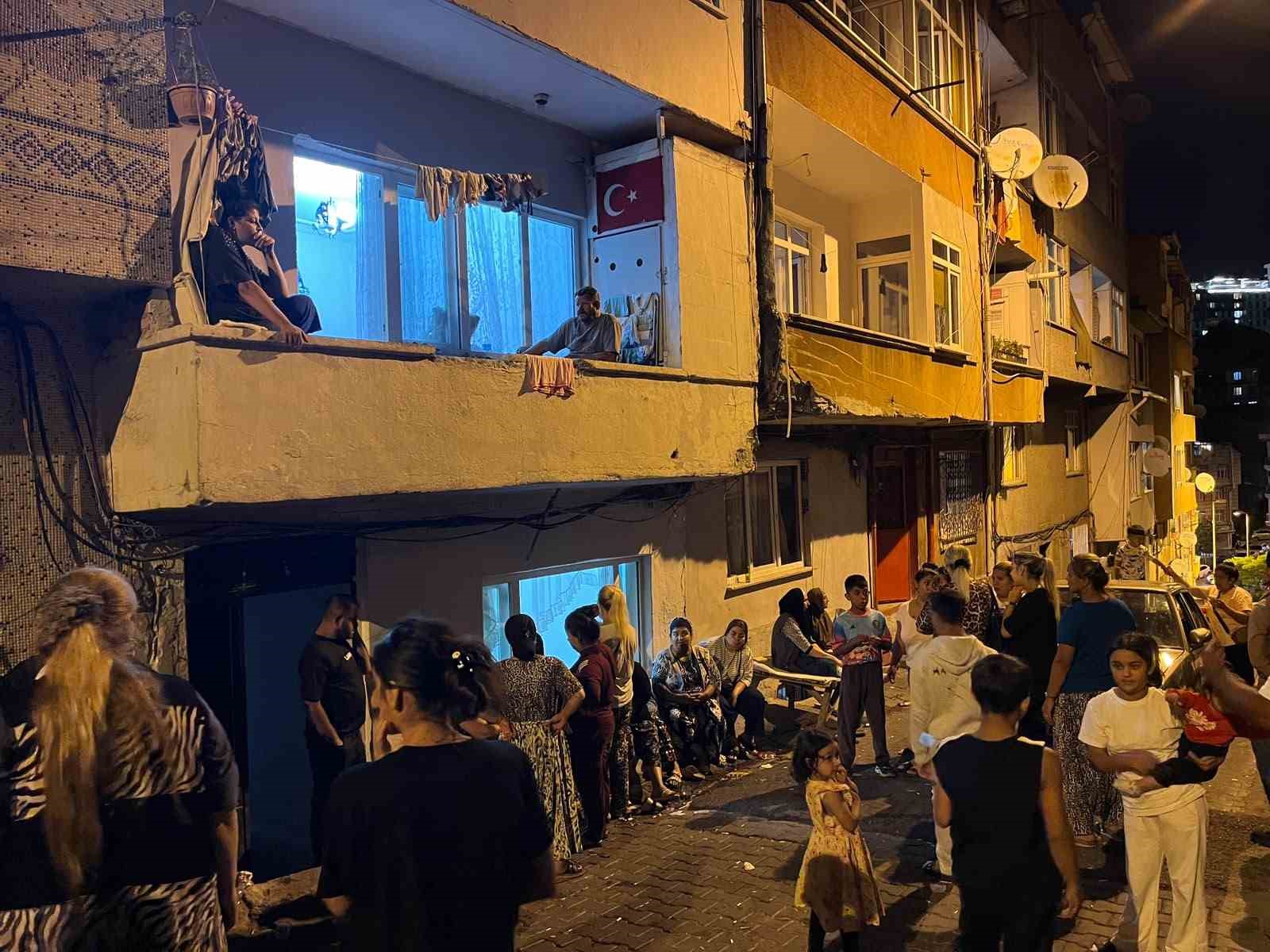 kagithanede esiyle tartisip taksiye binen kadindan 4 gundur haber alinamiyor 1