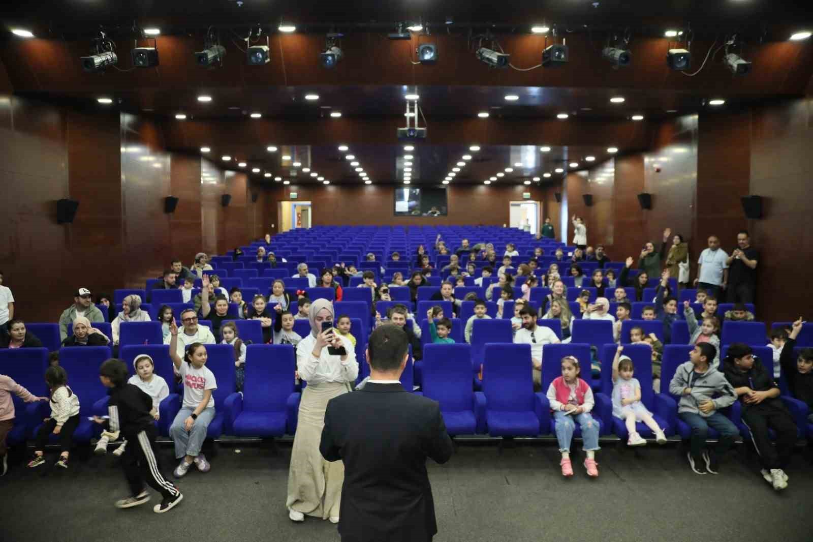 kagithanede kultur ve sanat sezonu yogun ilgi goruyor 1 Rc7kqMGn