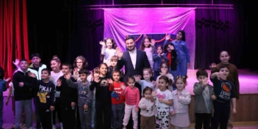 kagithanede-kultur-ve-sanat-sezonu-yogun-ilgi-goruyor-76St7djU.jpg