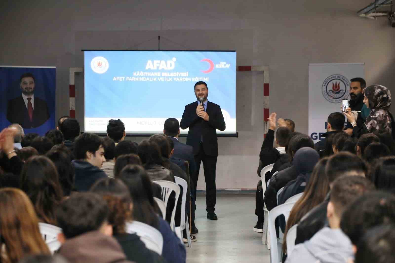 kagithanede ogrenciler afet farkindalik egitimi aliyor 1 Sw1qk6sW