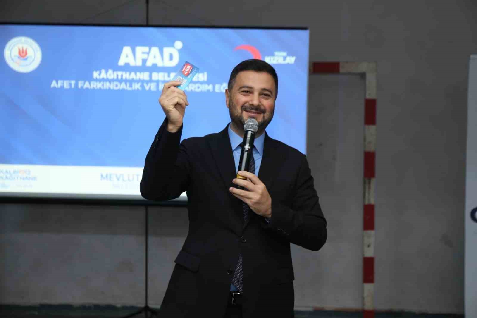 kagithanede ogrenciler afet farkindalik egitimi aliyor 5