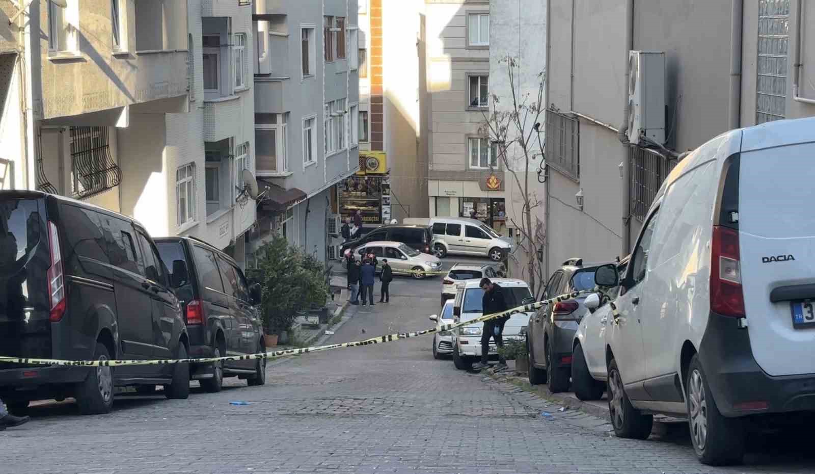kagithanede polis kendine saldiran gencler kacinca havaya uyari atesi acti 1