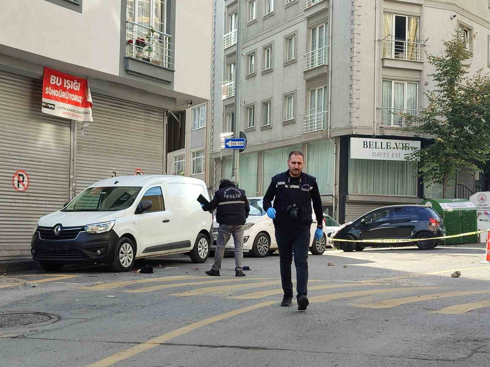Kağıthane’de sokak ortasında cinayet: 15 el ateş ederek kaçtı 5 kagithanede sokak ortasinda cinayet 15 el ates ederek kacti 1 EgiYPZwS
