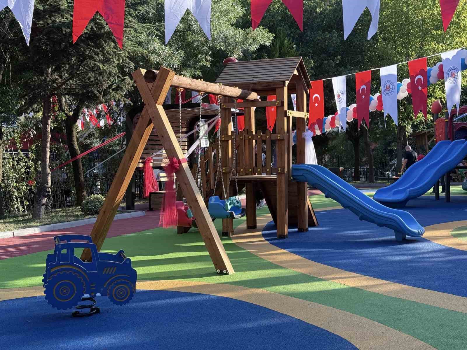 kagithanede yenilenen muammer aksoy parkinin acilisi yapildi 1 a1lTfENB