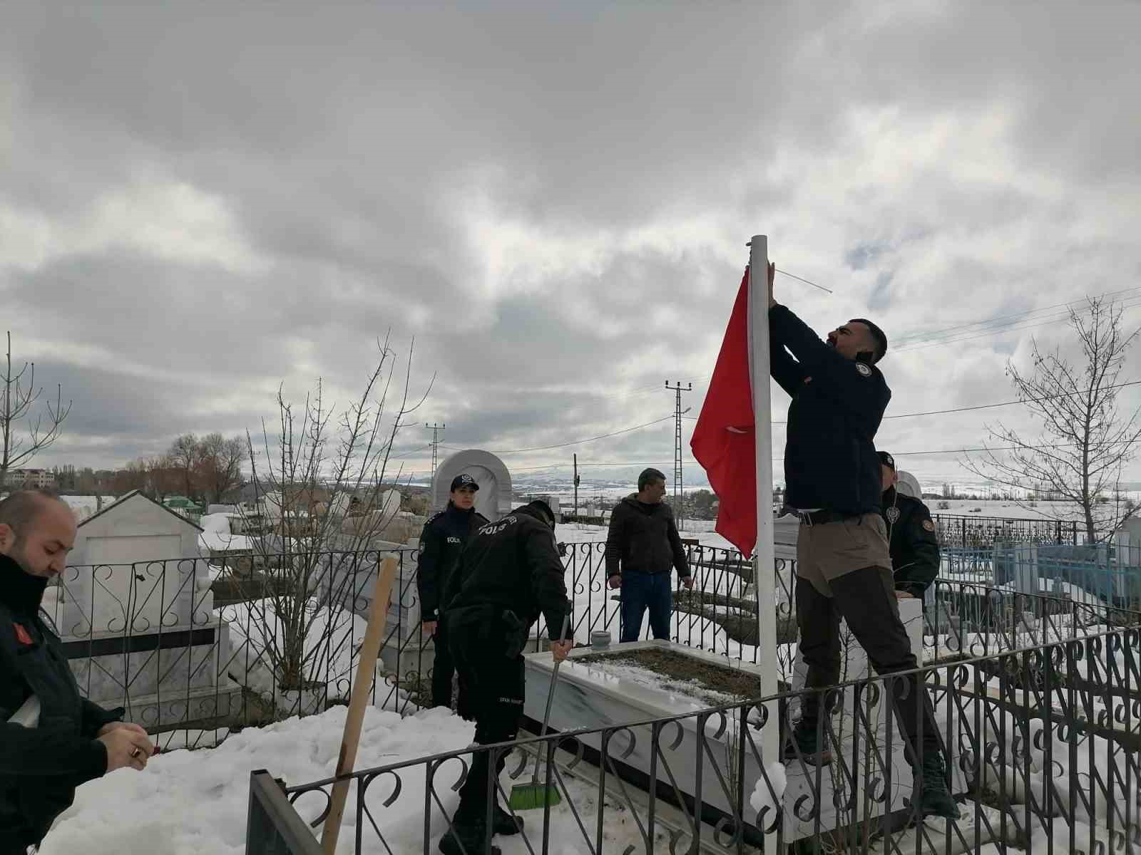 kahraman sehitlerimizin aziz hatirasina sahip ciktilar 2 dXfGTETJ