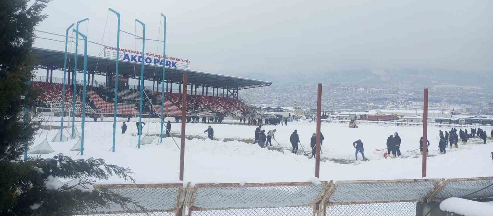 kahramanmaras istiklalspor 1461 trabzon fk maci kar sebebiyle ertelendi 0