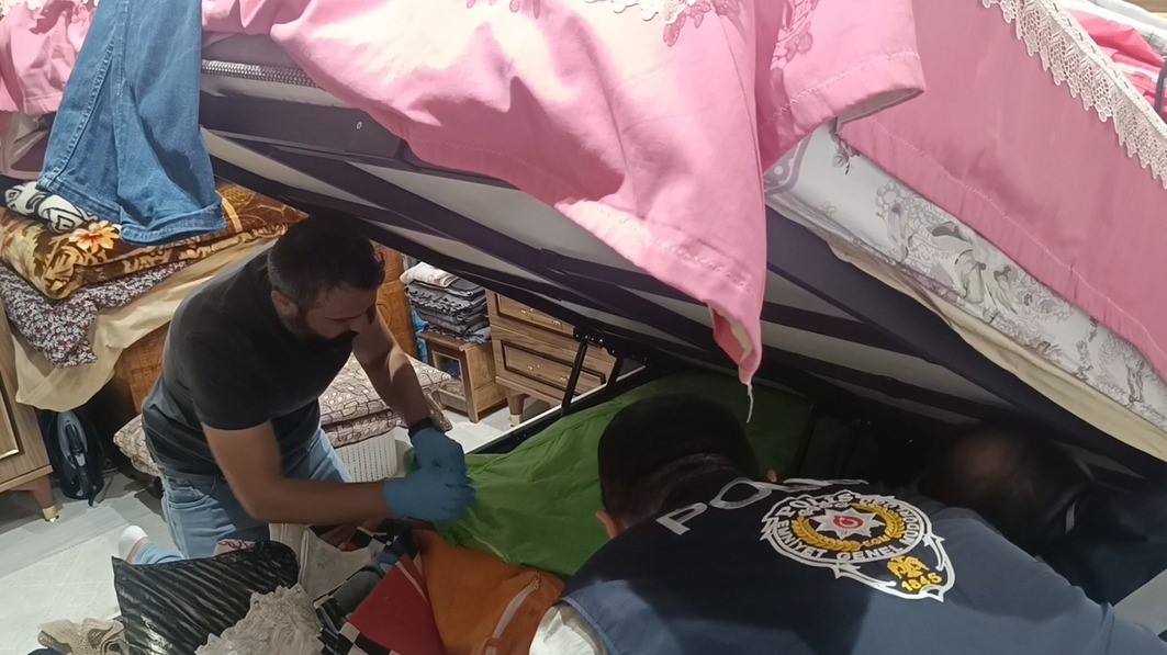 kahramanmaras merkezli sahte altin operasyonunda 22 kisi tutuklandi 2