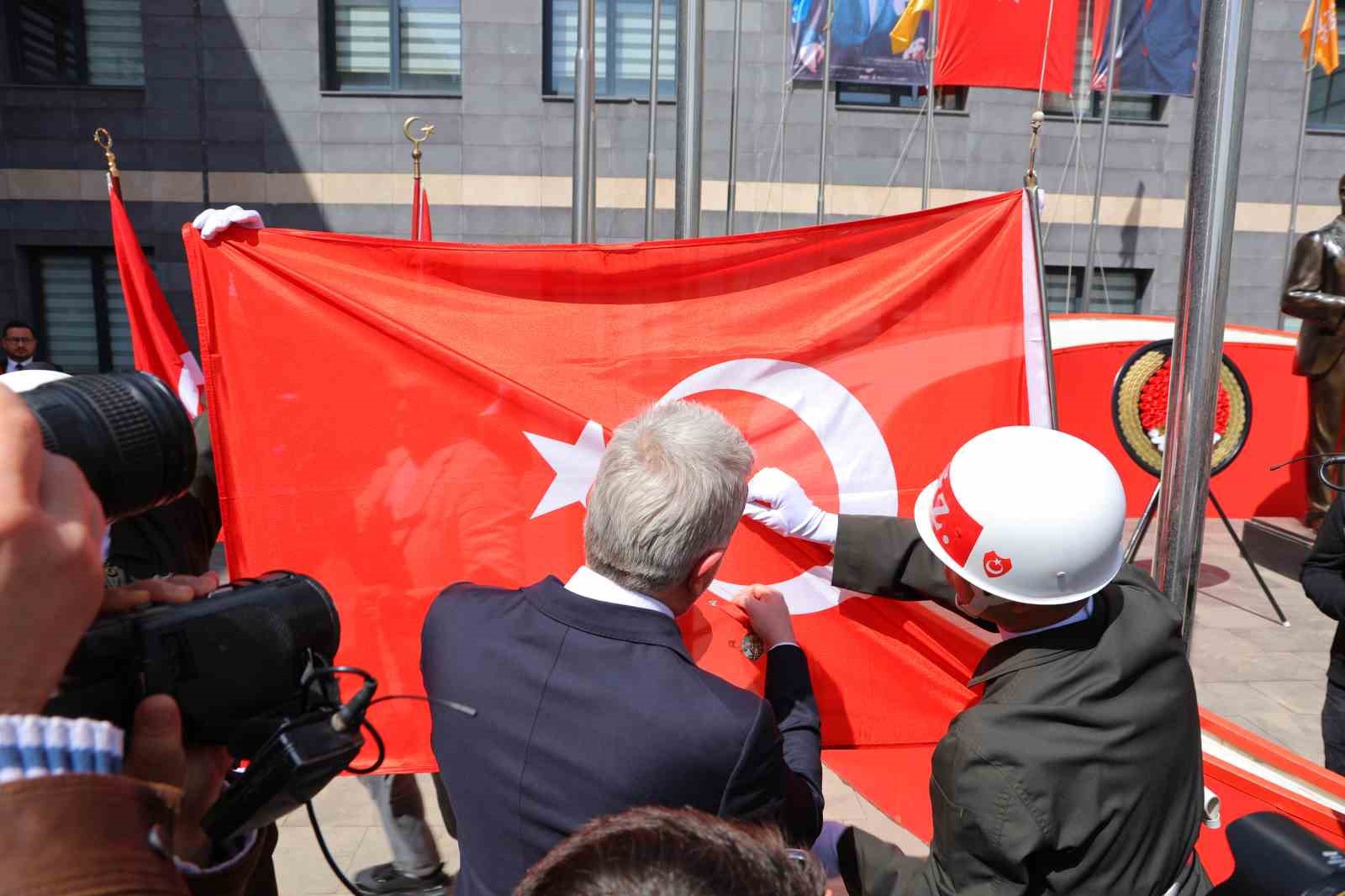 kahramanmarasa istiklal madalyasinin verilisinin 101 yili kutlandi 0 KIDODL7m