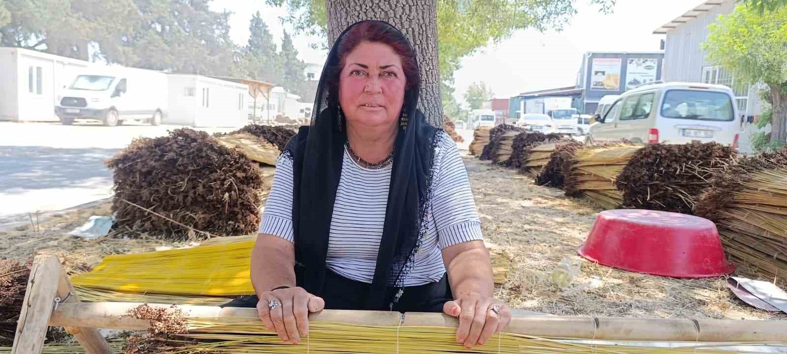 kahramanmarasin asirlik tarhana gelenegini yasatan dogal cig ustalari naylon urunlere karsi direniyor 2 jkZN1zm9