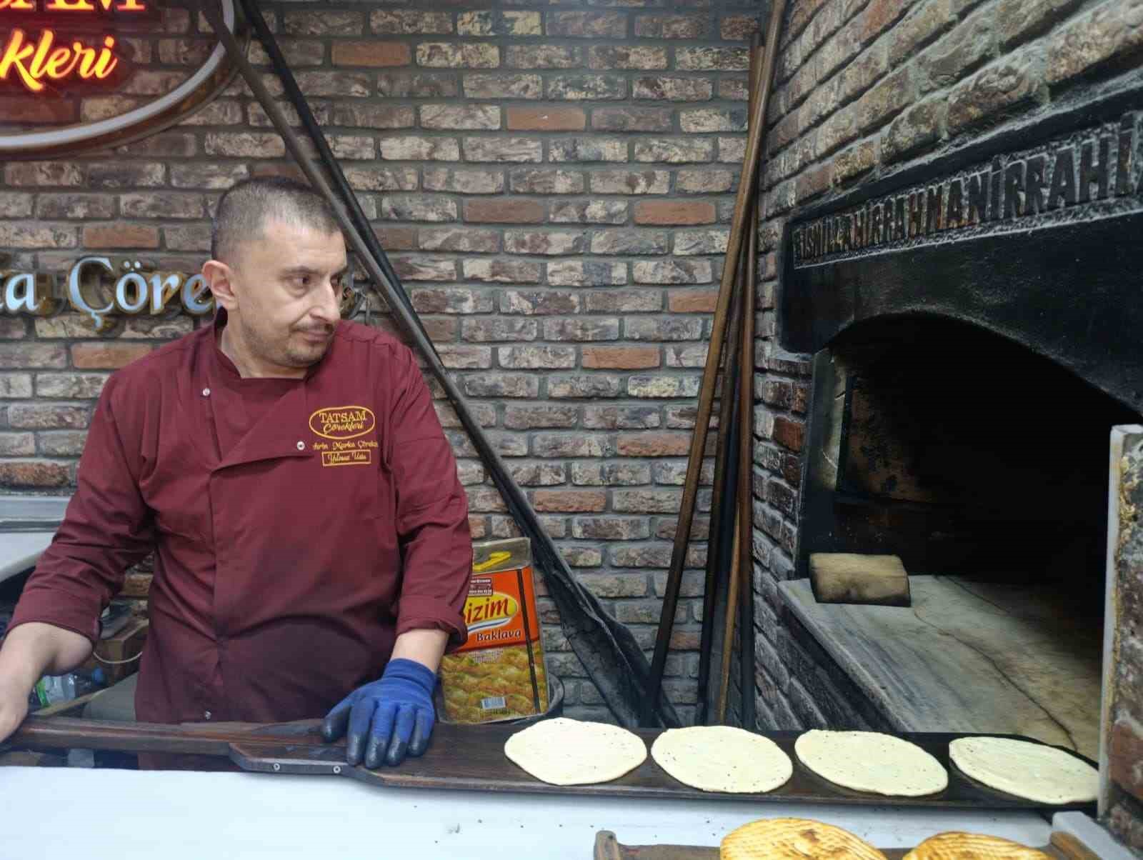 kahramanmarasin tecilli lezzeti maras coregi ramazan sofralarini susluyor 0 jlNiz9z8