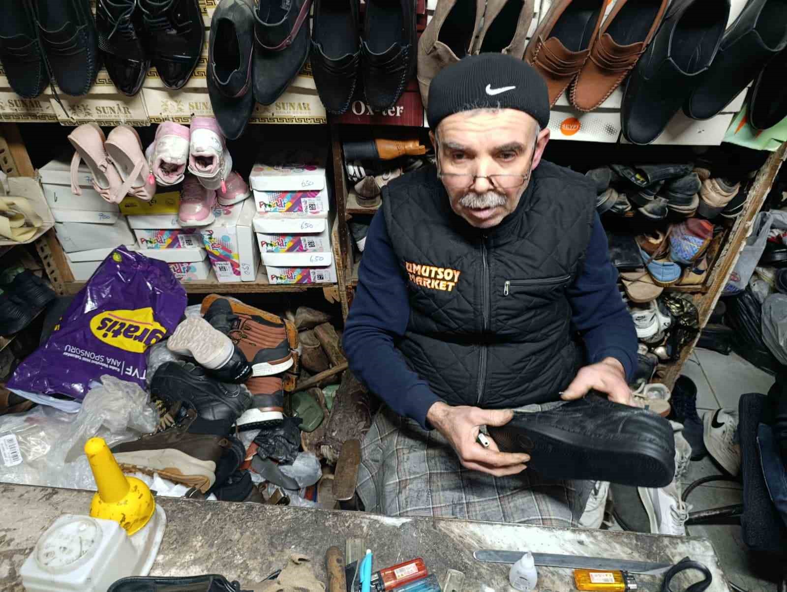Kahramanmaraş’ta 38 yıllık usta eski ayakkabılara yeniden hayat veriyor 8 kahramanmarasta 38 yillik usta eski ayakkabilara yeniden hayat veriyor 4 rYedjVMS