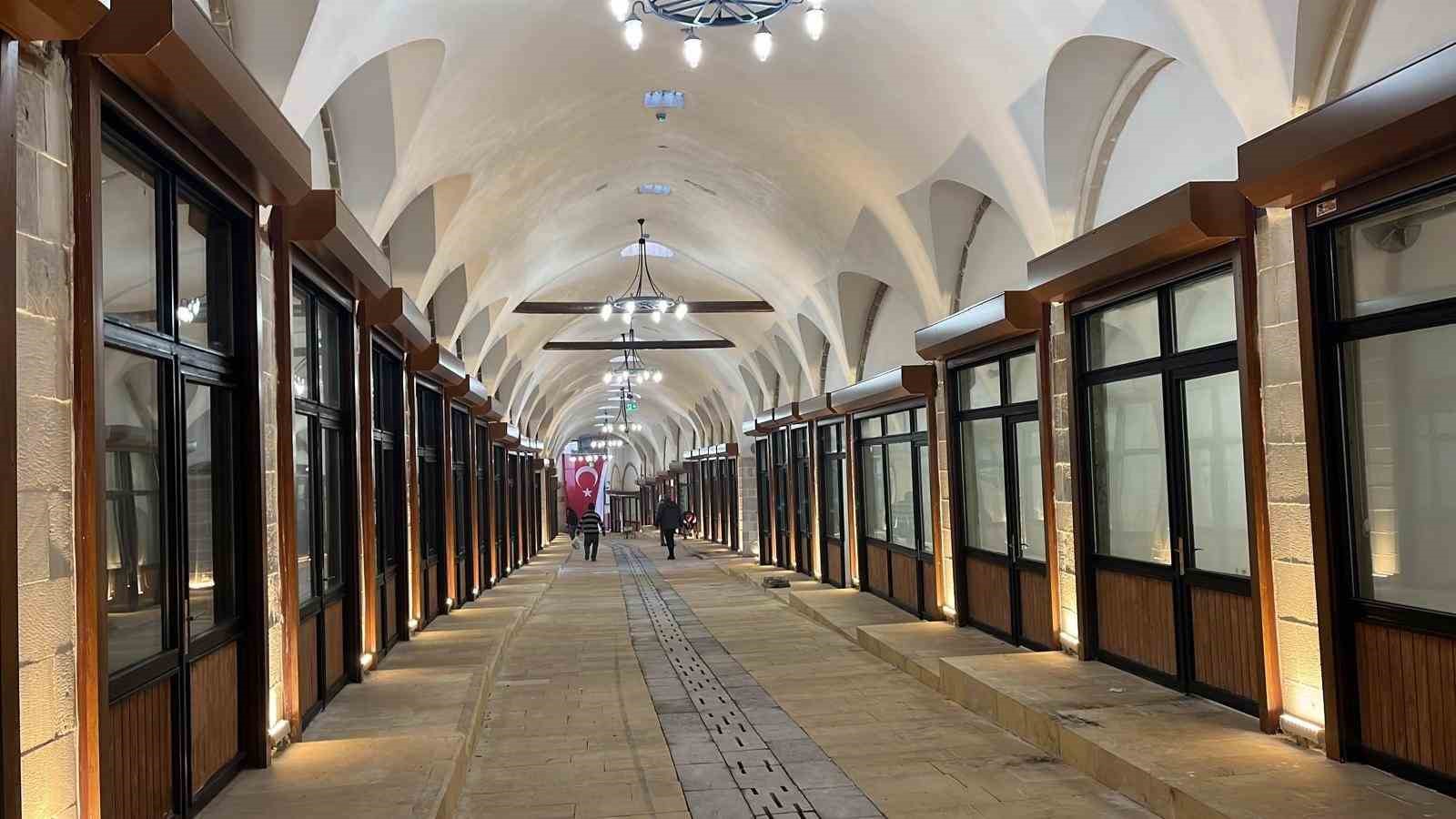 kahramanmarasta 526 yillik tarihi carsida 140 is yerinin restorasyonu tamamlandi 4 CGUyuJH3