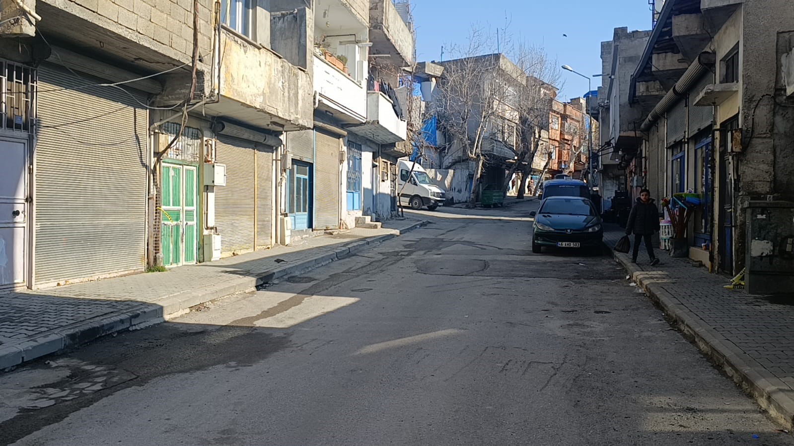 kahramanmarasta 6 yasindaki cocuk kamyonetin altinda can verdi 0 SGmPEvbe