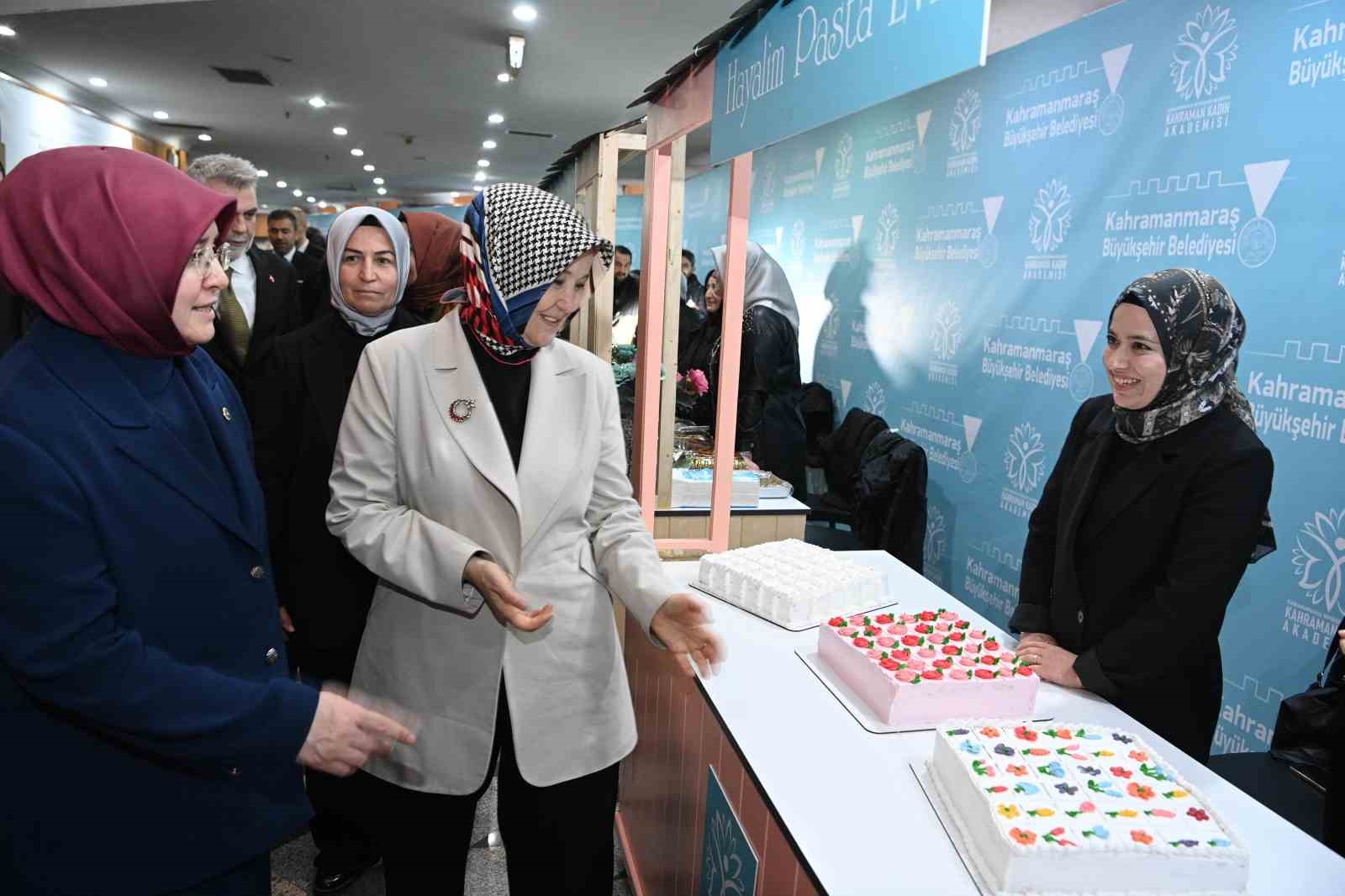 kahramanmarasta acilan kahraman kadin akademisi tanitildi 2 a482VzIz