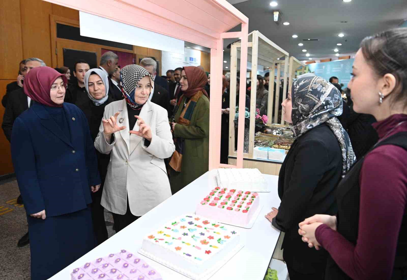 kahramanmarasta acilan kahraman kadin akademisi tanitildi 3 nNwPFSPp