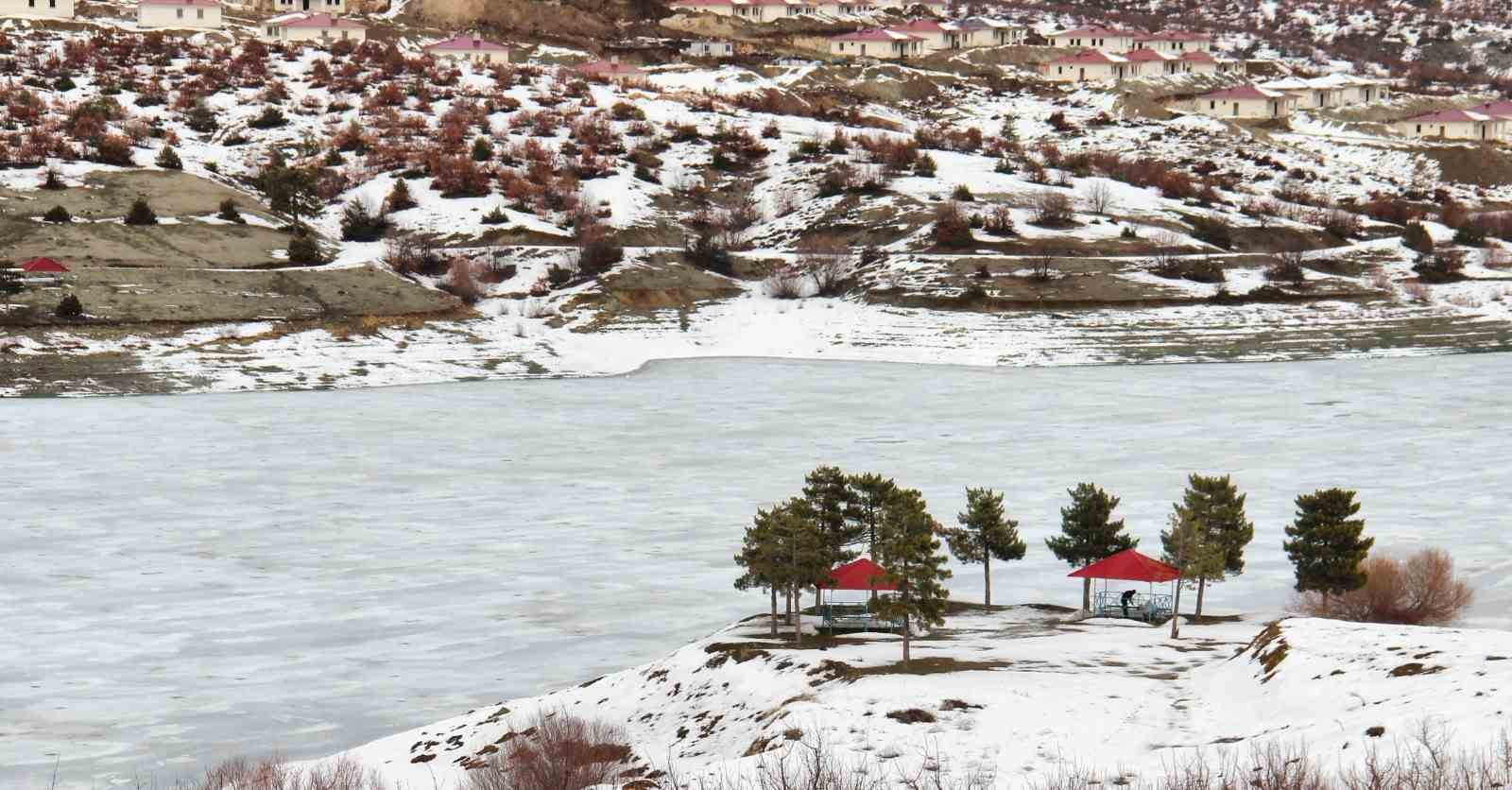 kahramanmarasta baraj ve goletler buz tuttu 1 UBiEmKkH