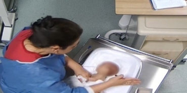 kahramanmarasta-bebege-siddet-davasinda-eski-hemsirenin-tutuklu-yargilanmasina-devam-edilecek-mxcpJ2ZH.jpg