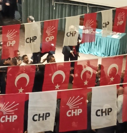 kahramanmarasta-chp-kongresinde-kavga-T6qRUqKY.jpg