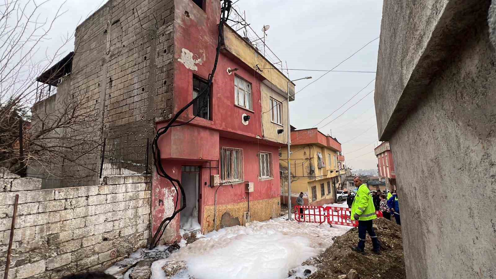 kahramanmarasta dogal gaz borusu patladi 3 yarali 3 cB3sDWZH