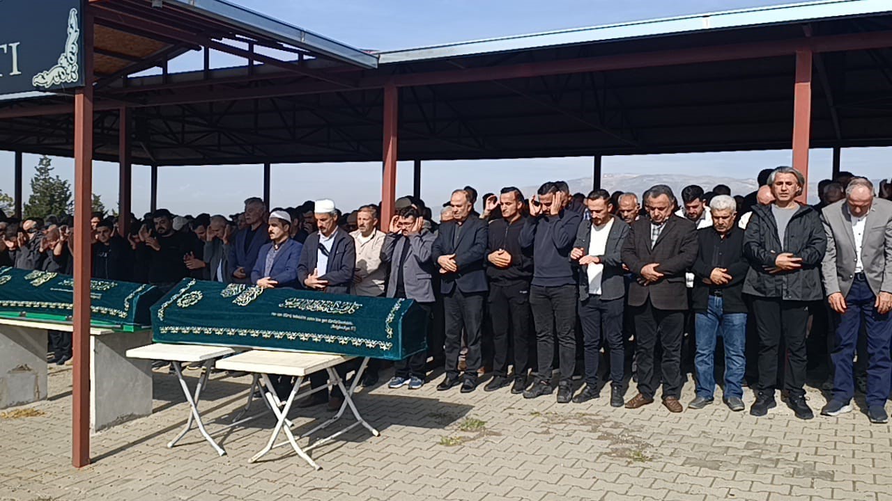 kahramanmarasta eski koca vahseti eski es ve kayinvalide yan yana topraga verildi 2