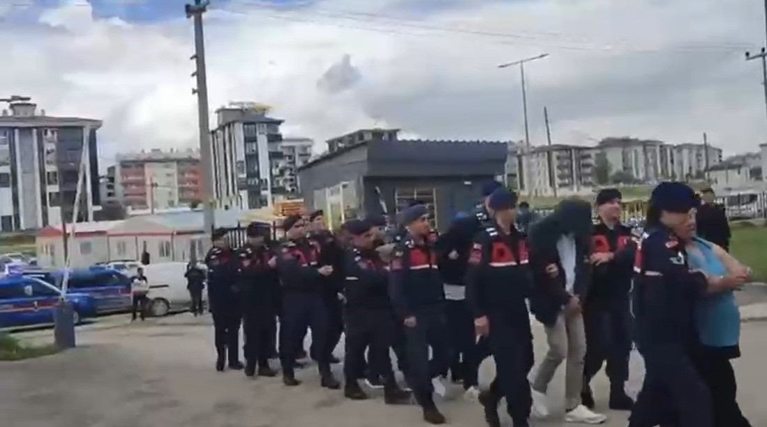 kahramanmarasta fuhus ve insan ticareti operasyonu 2 tutuklama 2 qgFKX8lM