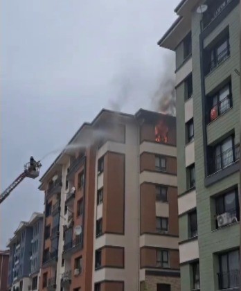 Kahramanmaraş’ta ikamet yangını 4 kahramanmarasta ikamet yangini 0 iRbNXs2A