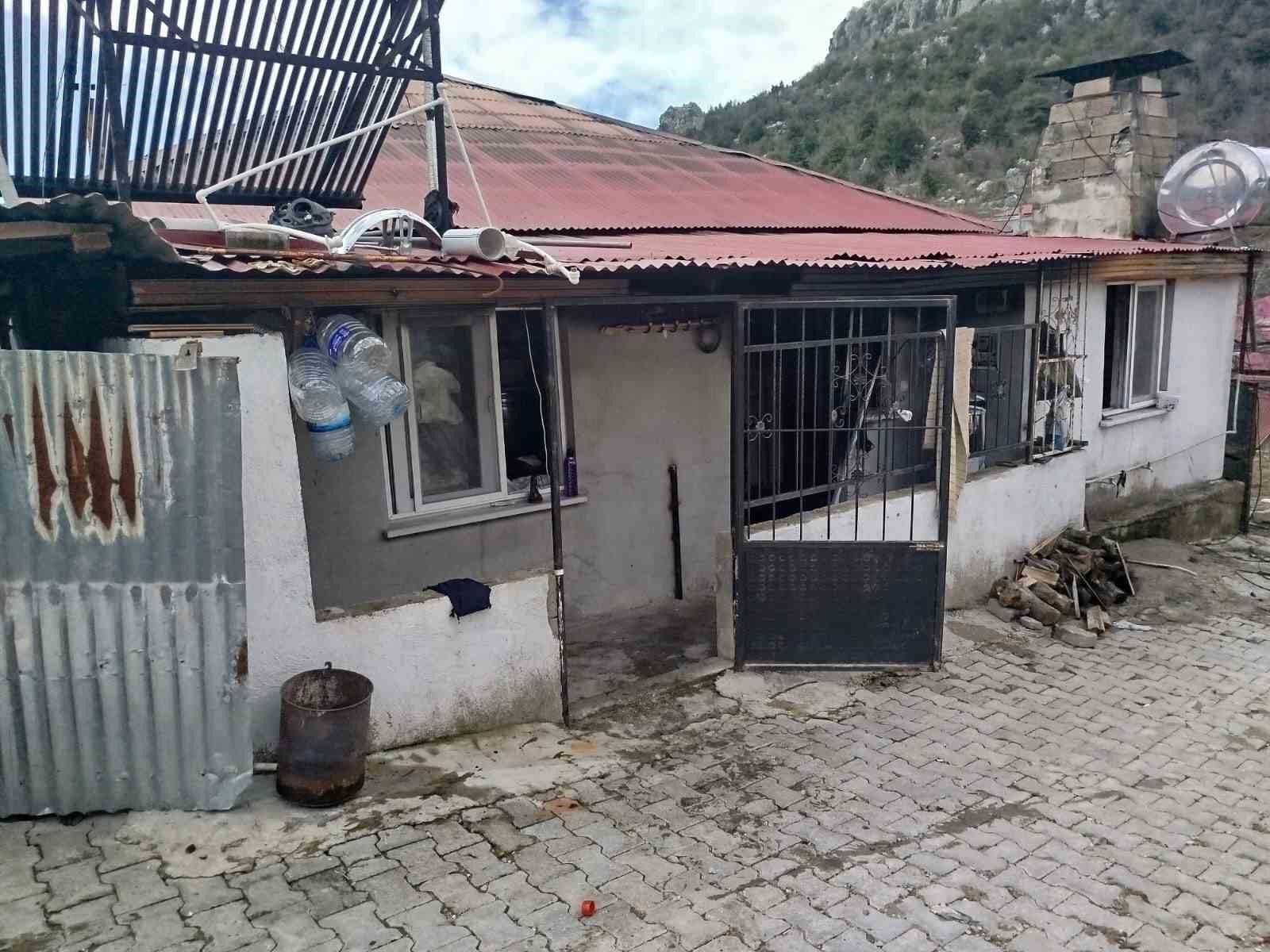 kahramanmarasta ikamet yangini 0 y5IeiAND