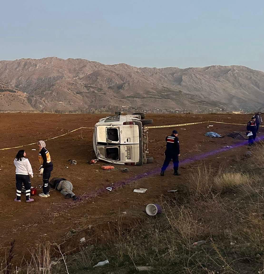 kahramanmarasta iscileri tasiyan minibus takla atti 2 olu 7 yarali 1 7edv8rk6