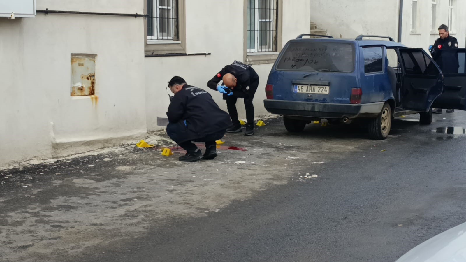 kahramanmarasta kayinbirader dehseti enistesini otomobile binerken vurarak oldurdu 1 6StaiQpk